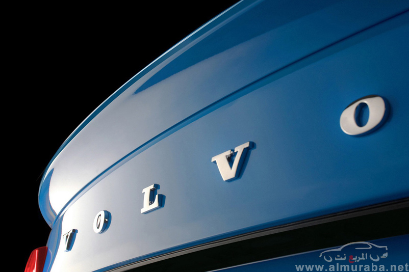 فولفو 2013 الجديدة اس 60 المعدلة تشارك في سباق السيارات بالصور ومواصفات السيارة Volvo S60 31